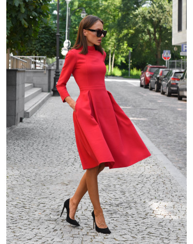 Sukienka ze stójką II GAT