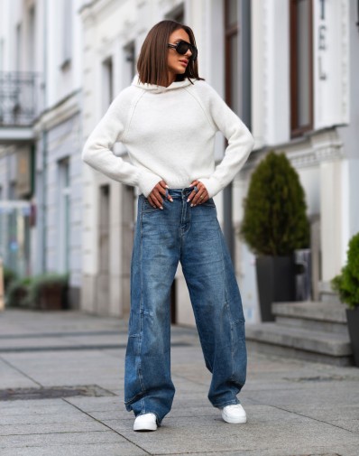 Sweterek z Kid Moheru z Kapturem Śmietankowy