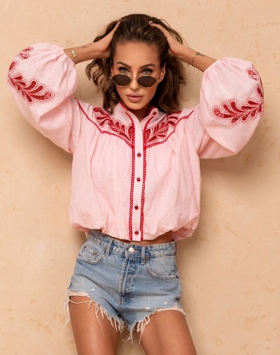 Bawełniana Koszula Haftowana z Ozdobnym Wykończeniem Róż Y3431